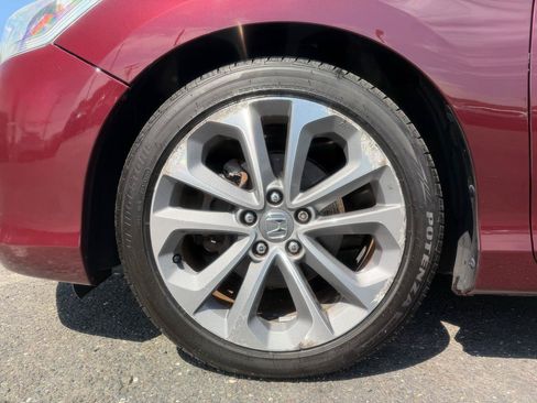 Used 2013 Honda Accord Sport image 27