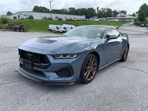 Certified 2025 Ford Mustang GT Premium RWD image 4