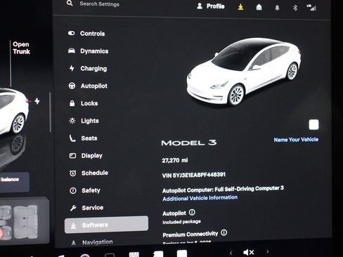 Used 2023 Tesla Model 3 Standard Range image 40