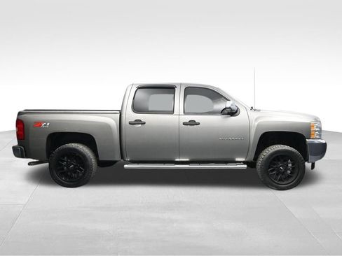 Used 2012 Chevrolet Silverado 1500 LT w/ All-Star Edition AWD/4WD image 6