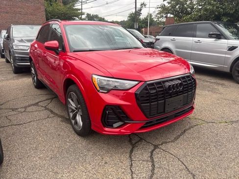 Used 2022 Audi Q3 2.0T Premium AWD/4WD image 11