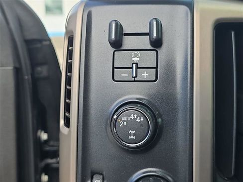 Used 2018 GMC Sierra 1500 Denali w/ Denali Ultimate Package AWD/4WD image 23