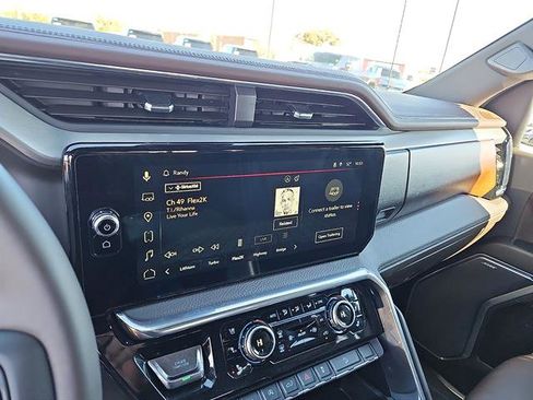 Certified 2025 GMC Sierra 1500 Denali w/ Denali Reserve Package image 17