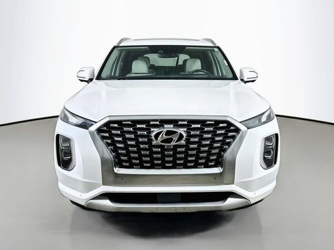 Used 2022 Hyundai Palisade Limited FWD image 2