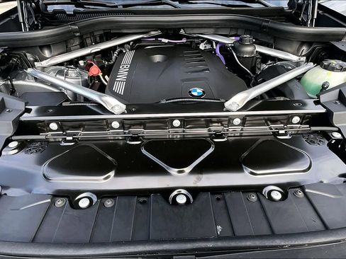 New 2026 BMW X5 xDrive40i w/ M Sport Package image 16