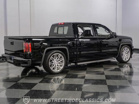 Used 2017 GMC Sierra 1500 Denali w/ Denali Ultimate Package AWD/4WD image 13