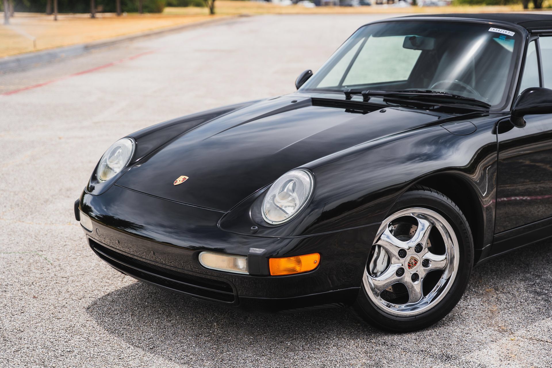 Used 1995 Porsche 911 Carrera RWD image 46