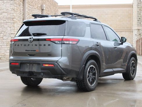 Used 2023 Nissan Pathfinder Rock Creek image 3