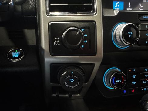 Used 2019 Ford F150 Lariat w/ Equipment Group 502A Luxury AWD/4WD image 36