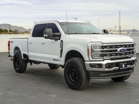 Used 2024 Ford F250 Lariat image 6