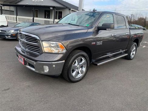 Used 2016 RAM 1500 Big Horn image 9