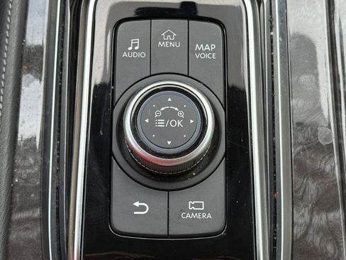Certified 2022 Nissan Armada Platinum w/ Captain's Chairs Package RWD image 8