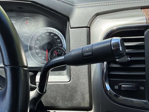Used 2018 RAM 3500 Laramie w/ Convenience Group AWD/4WD image 20
