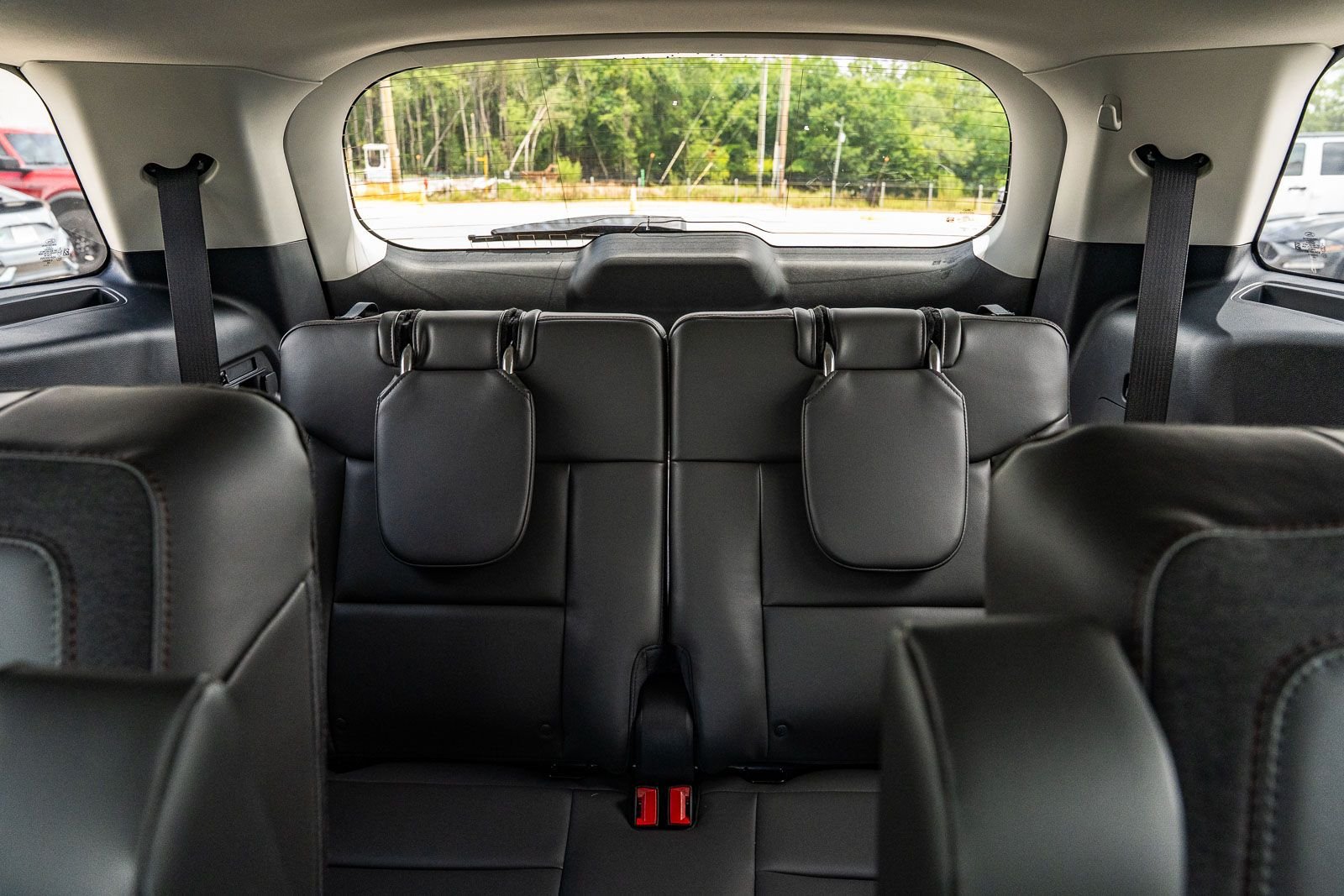 New 2026 Ford Explorer Active w/ Active Comfort Package RWD image 18