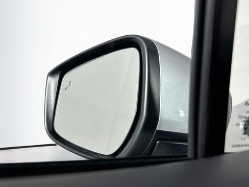 Used 2024 Nissan Versa SV FWD image 16