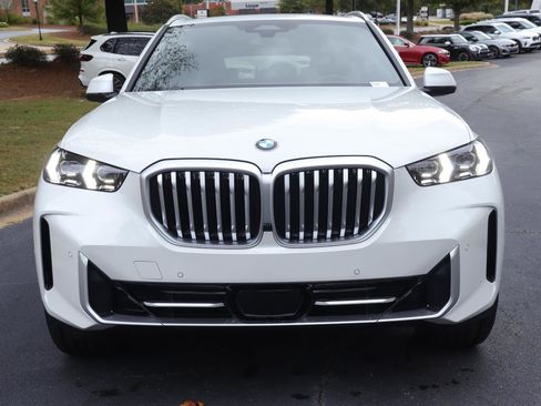 New 2026 BMW X5 sDrive40i w/ Premium Package image 2