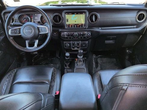 Used 2021 Jeep Gladiator Overland AWD/4WD image 15