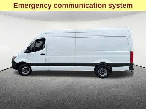 Used 2024 Mercedes-Benz Sprinter 2500 image 6