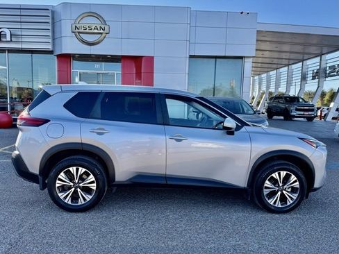 Certified 2023 Nissan Rogue SV image 8