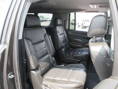 Used 2019 GMC Yukon XL Denali w/ Open Road Package RWD image 27