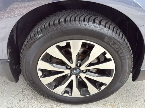 Used 2015 Subaru Outback 2.5i Limited AWD/4WD image 48