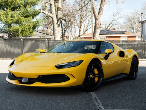 Used 2024 Ferrari 296 GTB RWD image 3