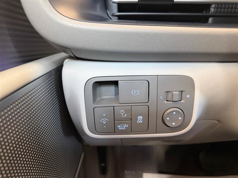 Used 2023 Hyundai Ioniq 6 SEL RWD image 34