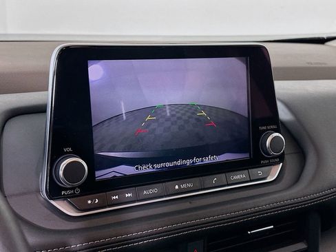 Certified 2023 Nissan Rogue SV image 19