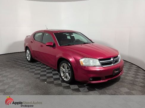 Used 2011 Dodge Avenger Heat image 1