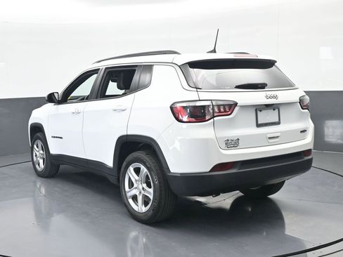 Used 2023 Jeep Compass Latitude AWD/4WD image 4