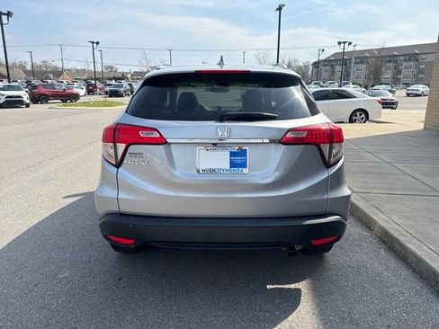 Used 2021 Honda HR-V EX image 3