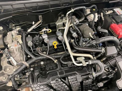 Used 2025 Nissan Altima 2.5 SV FWD image 29