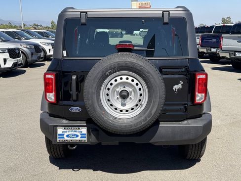 New 2025 Ford Bronco 4-Door AWD/4WD image 6
