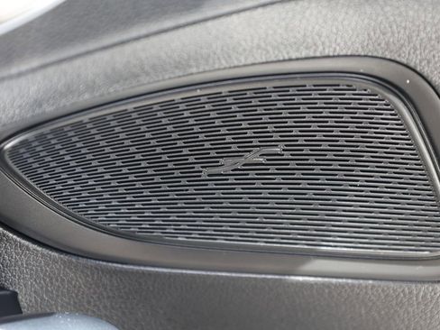 Used 2023 Mercedes-Benz C 300 Sedan image 15