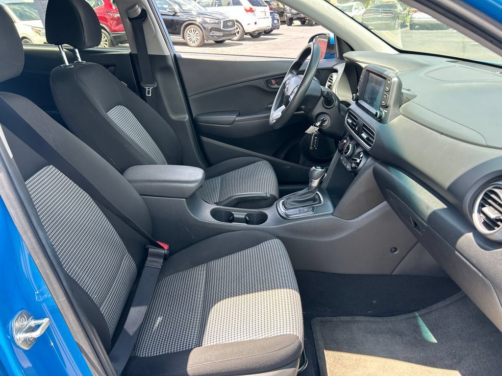 Used 2019 Hyundai Kona SE FWD image 29