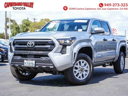 Certified 2024 Toyota Tacoma SR5 AWD/4WD image 1