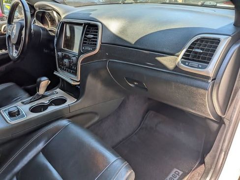 Certified 2017 Jeep Grand Cherokee Limited AWD/4WD image 36