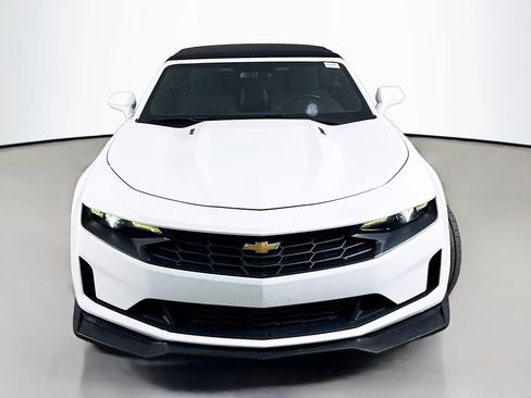 Used 2019 Chevrolet Camaro LT RWD image 2