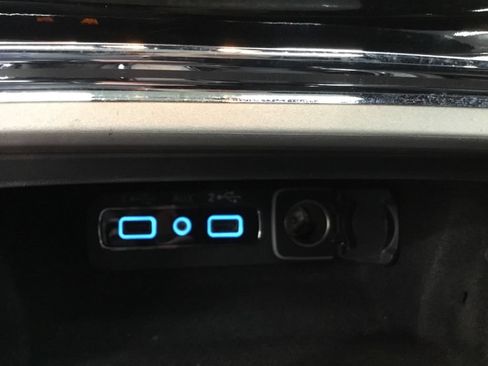 Used 2020 Jeep Grand Cherokee Altitude AWD/4WD image 27
