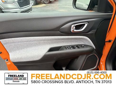 New 2026 Jeep Compass Latitude image 19