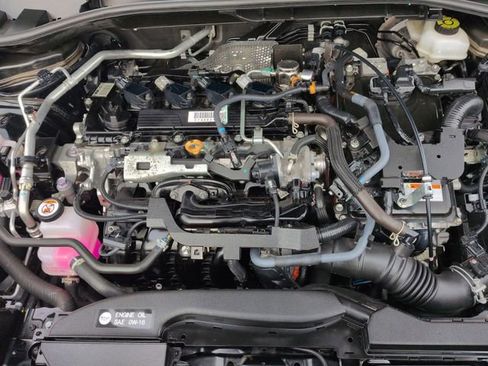 Certified 2025 Toyota Corolla Cross AWD Hybrid w/ Moonroof Package image 32