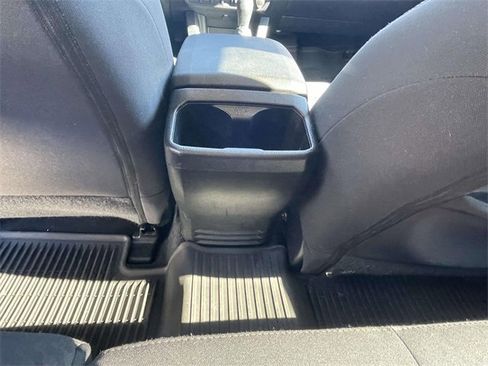 Used 2022 Toyota Tacoma SR5 image 11