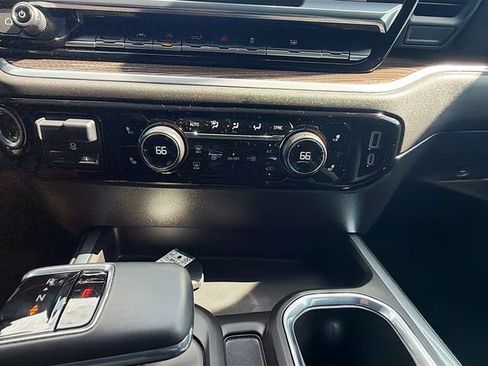 Used 2025 Chevrolet Silverado 1500 RST w/ LPO, Dark Essentials Package RWD image 31