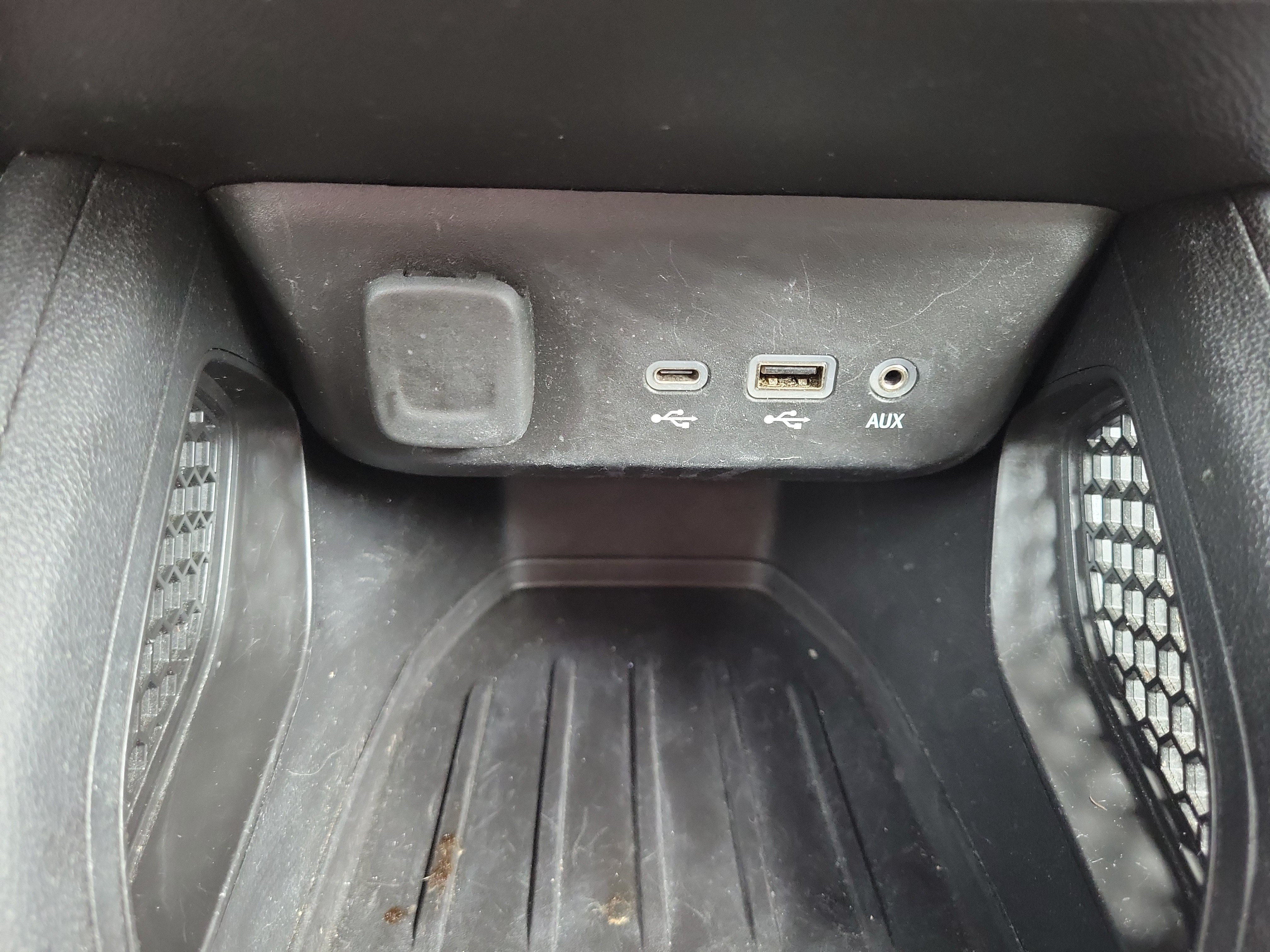 Used 2023 Chevrolet TrailBlazer LT FWD image 26