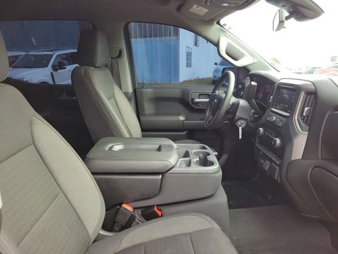 Used 2022 Chevrolet Silverado 1500 Custom w/ Safety Confidence Package image 33
