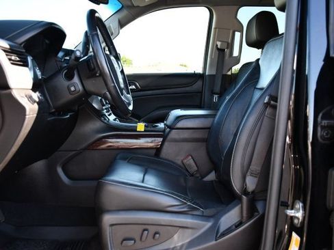 Used 2020 GMC Yukon SLT AWD/4WD image 16