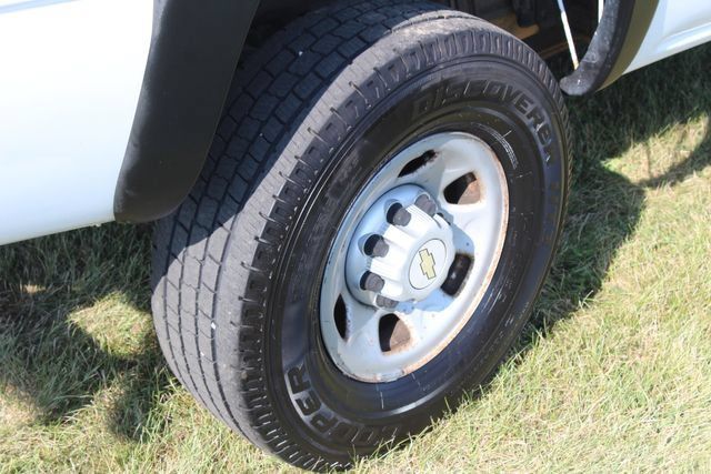 Used 2007 Chevrolet Silverado 3500 4x4 Regular Cab w/ Skid Plate Package image 18