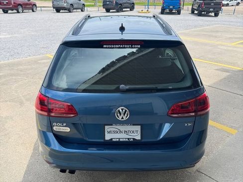 Used 2017 Volkswagen Golf S FWD image 6
