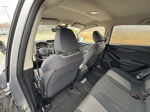 Used 2019 Subaru Crosstrek 2.0i Premium image 17