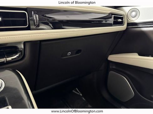 Certified 2021 Lincoln Nautilus Black Label image 46